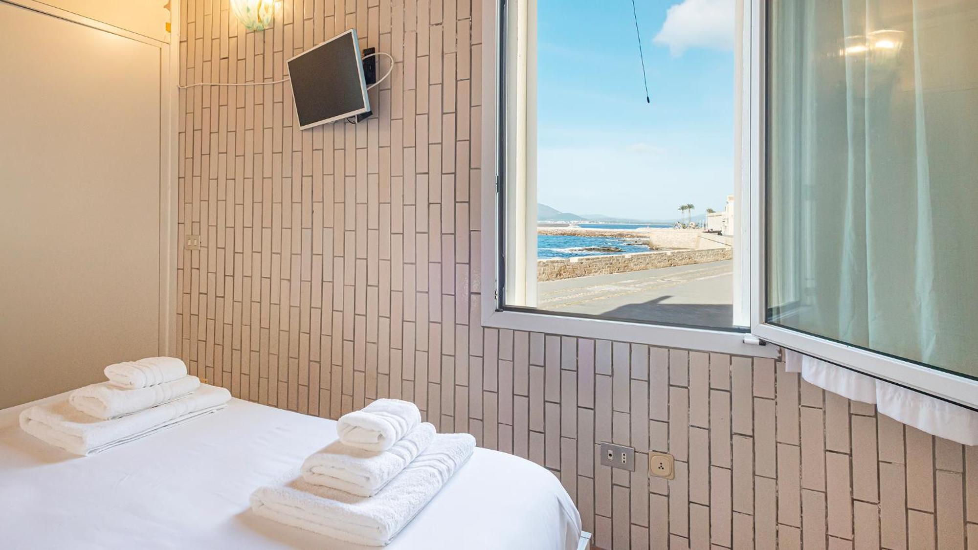 Seafront Bastioni Apartamento Alghero Exterior foto
